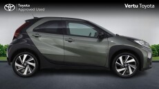 Toyota Aygo X 1.0 VVT-i Edge 5dr Petrol Hatchback